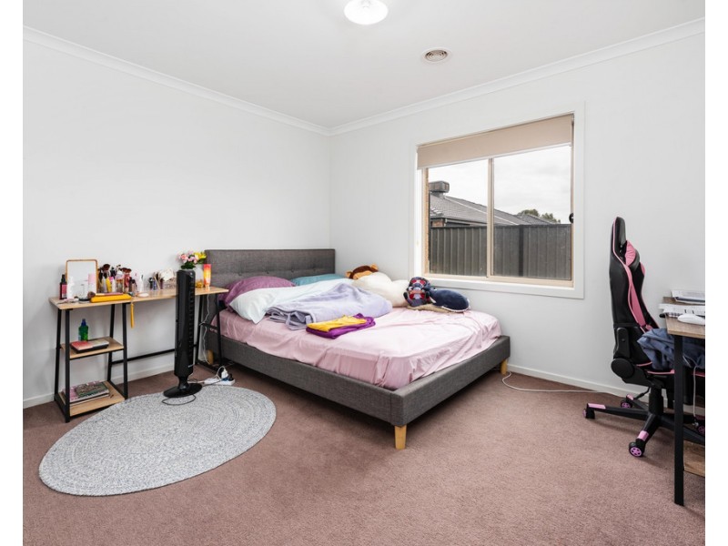 24 Muir Way, Mernda VIC 3754