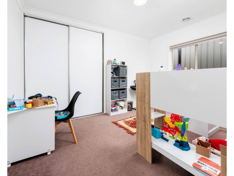 24 Muir Way, Mernda VIC 3754