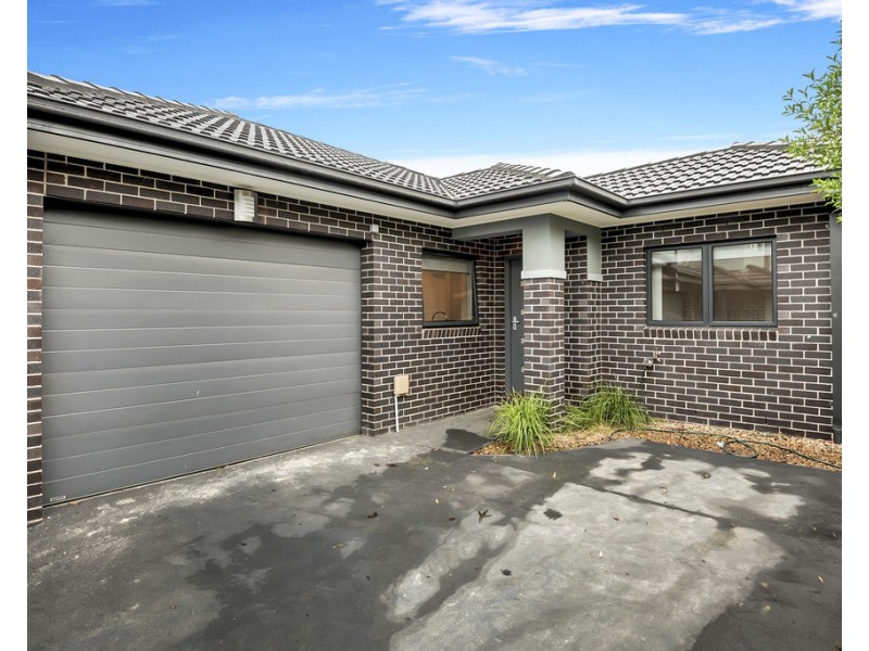 1 and 4/4 Dunne St, Kingsbury VIC 3083