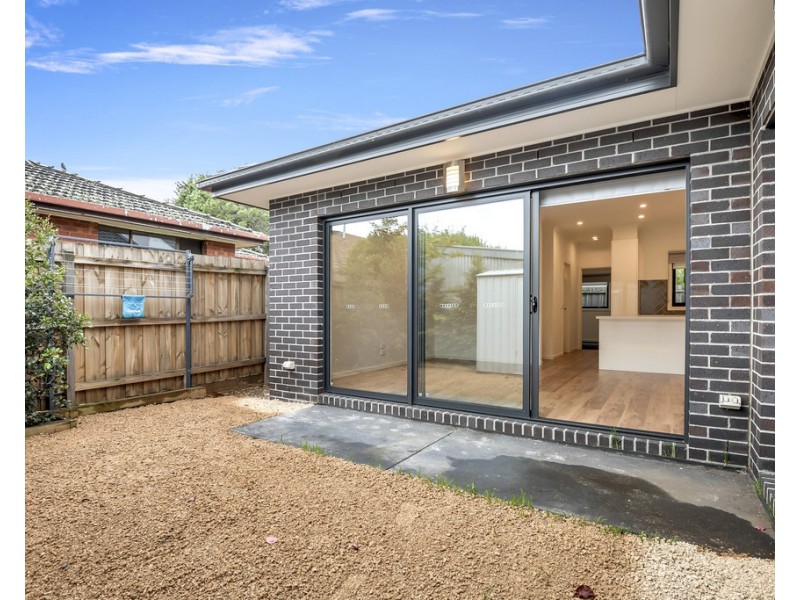 1 and 4/4 Dunne St, Kingsbury VIC 3083