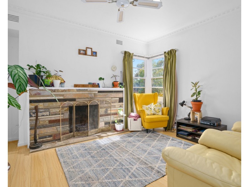 10 St Andrews Avenue, Rosanna VIC 3084