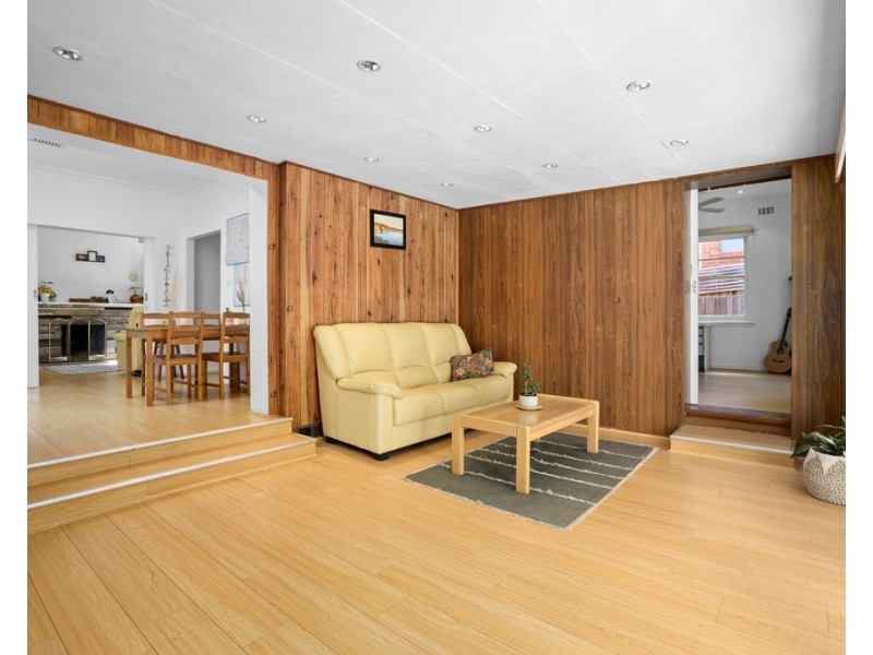 10 St Andrews Avenue, Rosanna VIC 3084