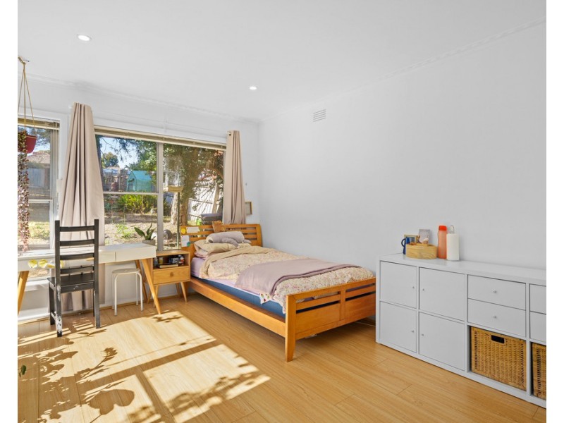 10 St Andrews Avenue, Rosanna VIC 3084