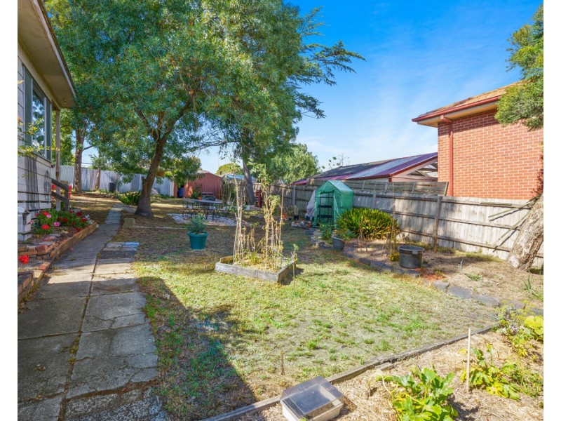 10 St Andrews Avenue, Rosanna VIC 3084