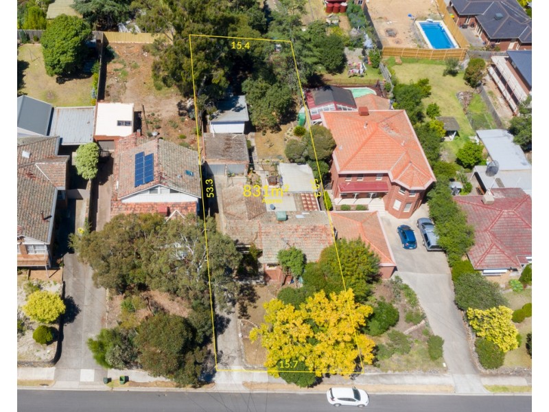 10 St Andrews Avenue, Rosanna VIC 3084