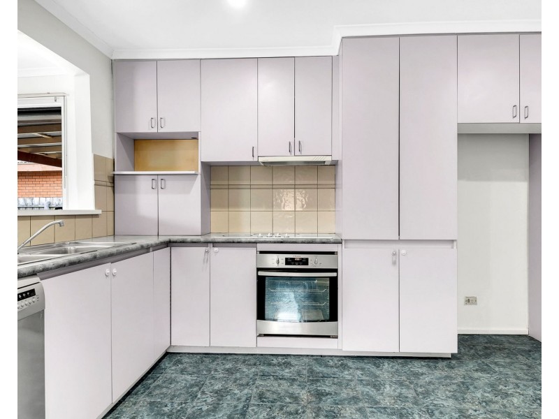 34 Burbank Drive, Reservoir VIC 3073