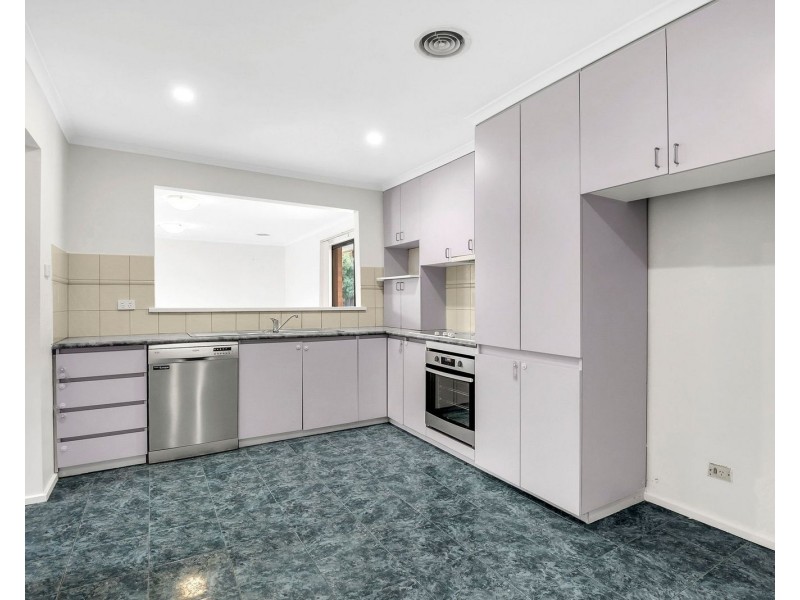 34 Burbank Drive, Reservoir VIC 3073