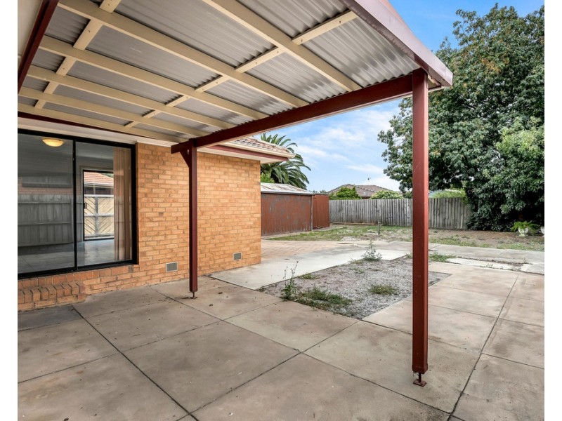34 Burbank Drive, Reservoir VIC 3073