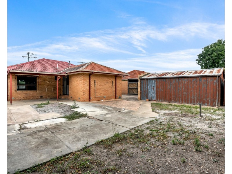 34 Burbank Drive, Reservoir VIC 3073