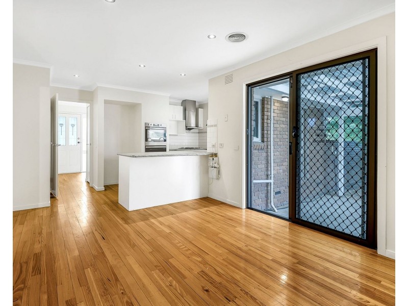 8 Japonica Street, Bundoora VIC 3083