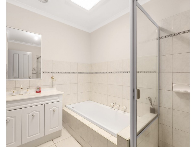 6/2 Shoalhaven Street, Bundoora VIC 3083