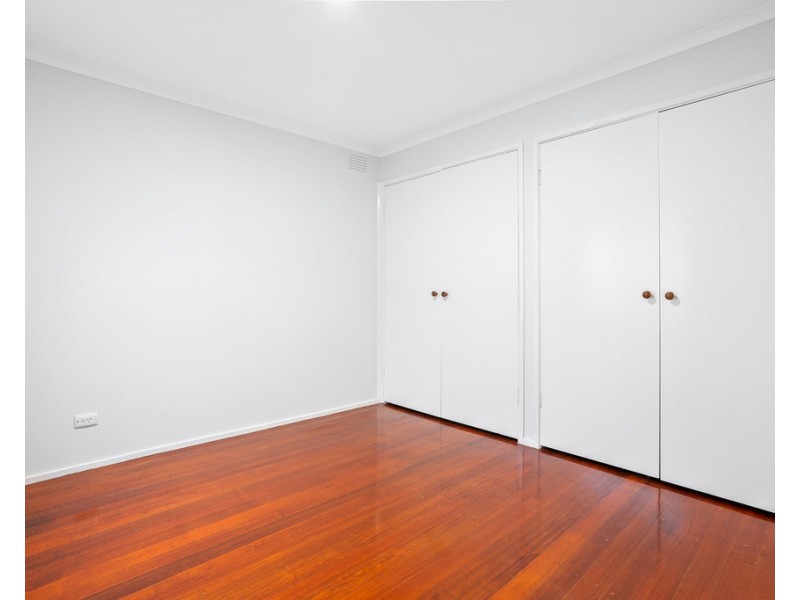 27 Roycroft Avenue, Mill Park VIC 3082