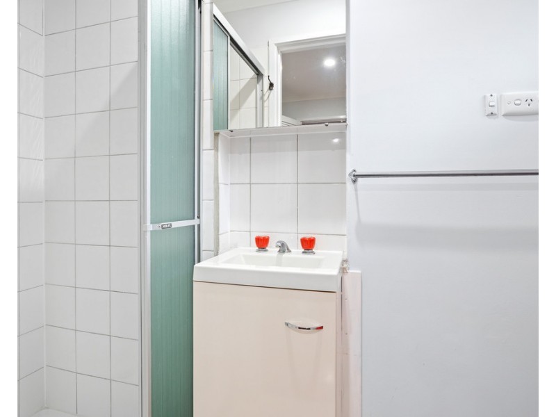 27 Roycroft Avenue, Mill Park VIC 3082