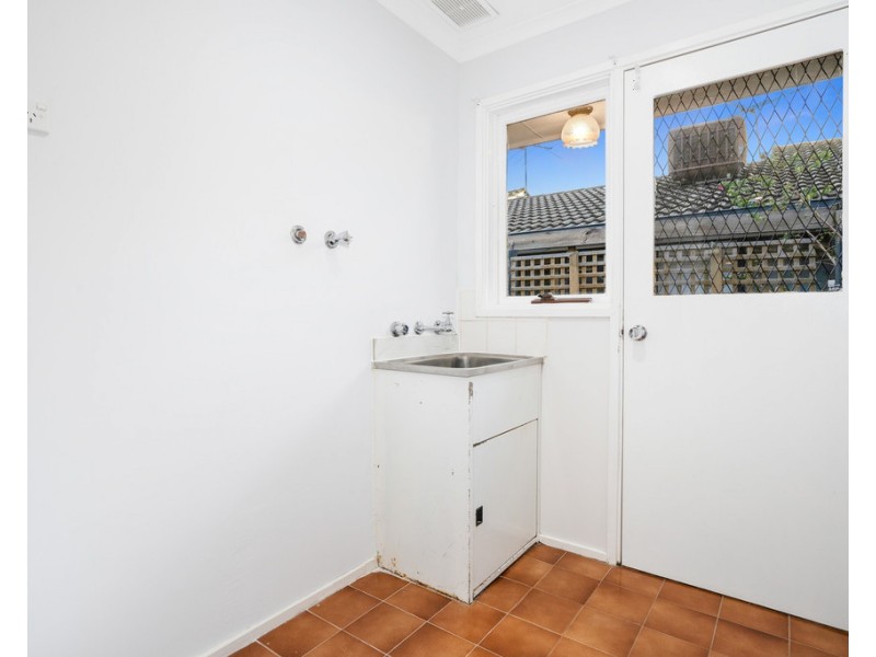 27 Roycroft Avenue, Mill Park VIC 3082