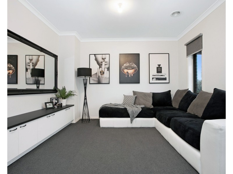 61 Galloway Drive, Mernda VIC 3754