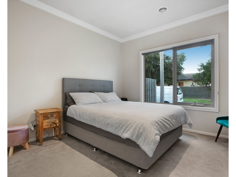 31 Thomas Street, Airport West VIC 3042