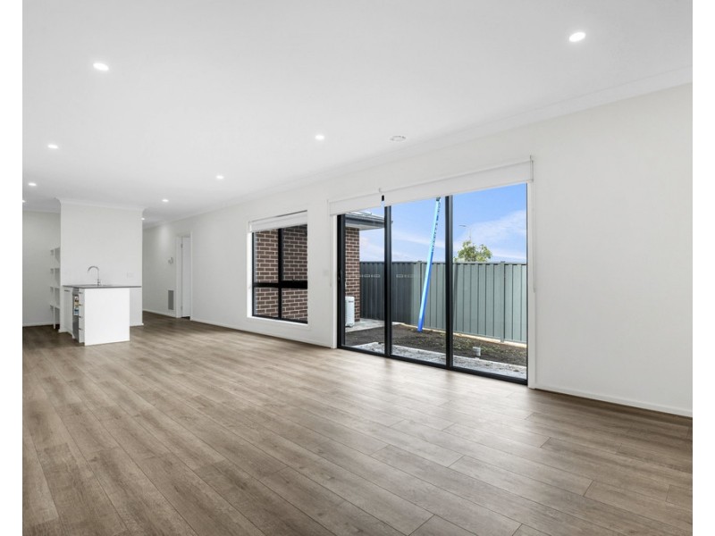 68 Yann Drive, Wollert VIC 3750