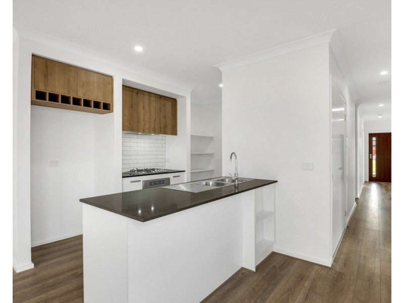 68 Yann Drive, Wollert VIC 3750