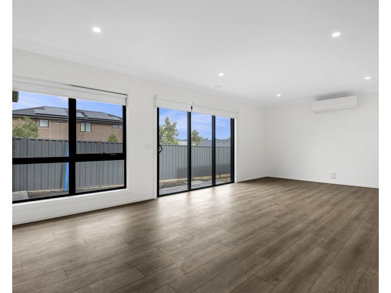 68 Yann Drive, Wollert VIC 3750