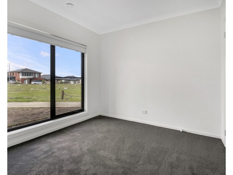 68 Yann Drive, Wollert VIC 3750
