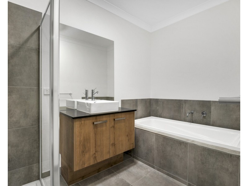 68 Yann Drive, Wollert VIC 3750