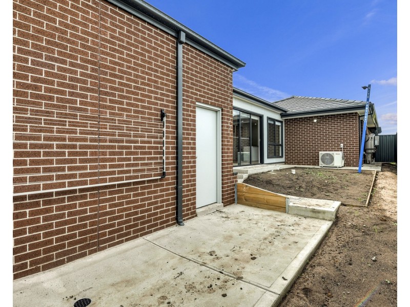 68 Yann Drive, Wollert VIC 3750