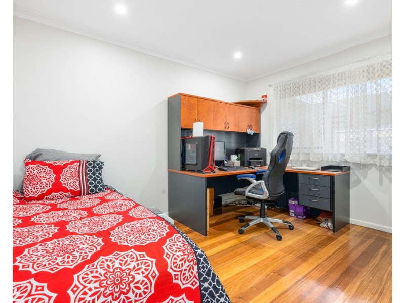 279 Greenwood Drive, Watsonia VIC 3087