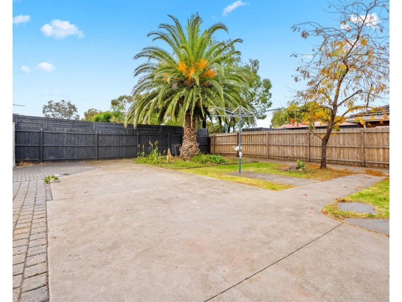 74 Tamarind Crescent, Werribee VIC 3030