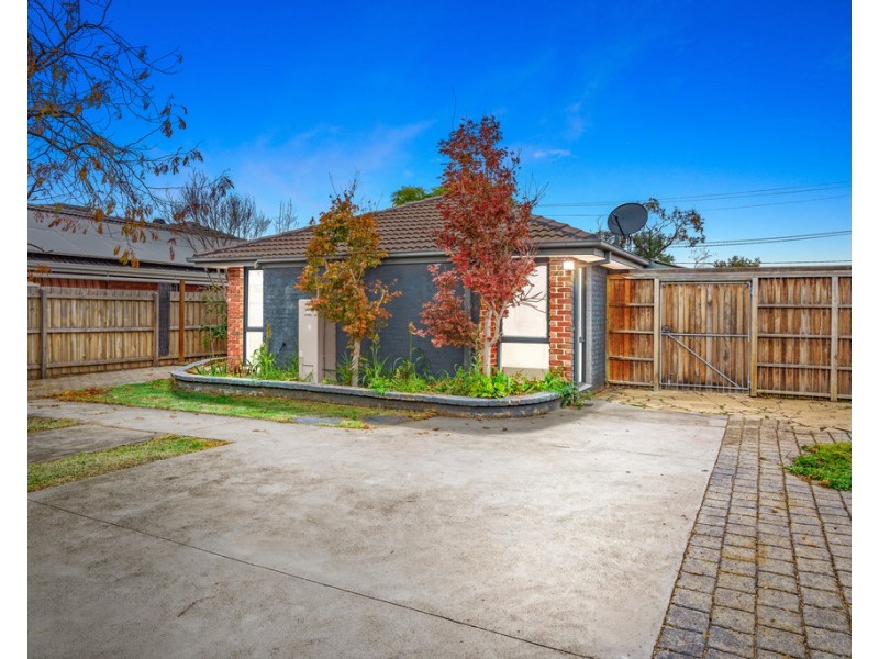 74 Tamarind Crescent, Werribee VIC 3030