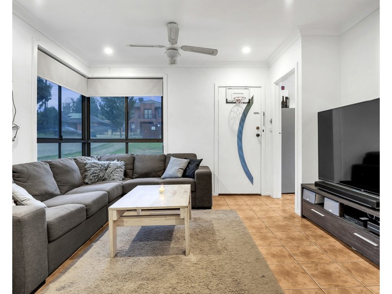 1/94 Settlement Rd, Bundoora VIC 3083