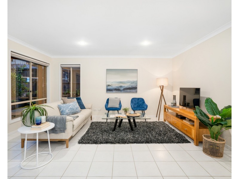 4 Sunnybrae Drive, Mernda VIC 3754