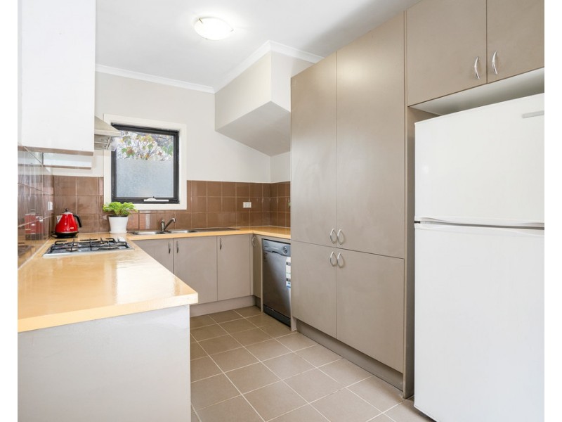 1/979-985 Plenty Road, Kingsbury VIC 3083