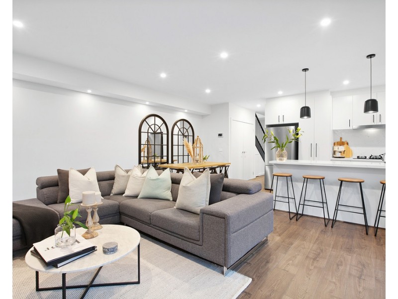 4/9 Cash Street, Kingsbury VIC 3083