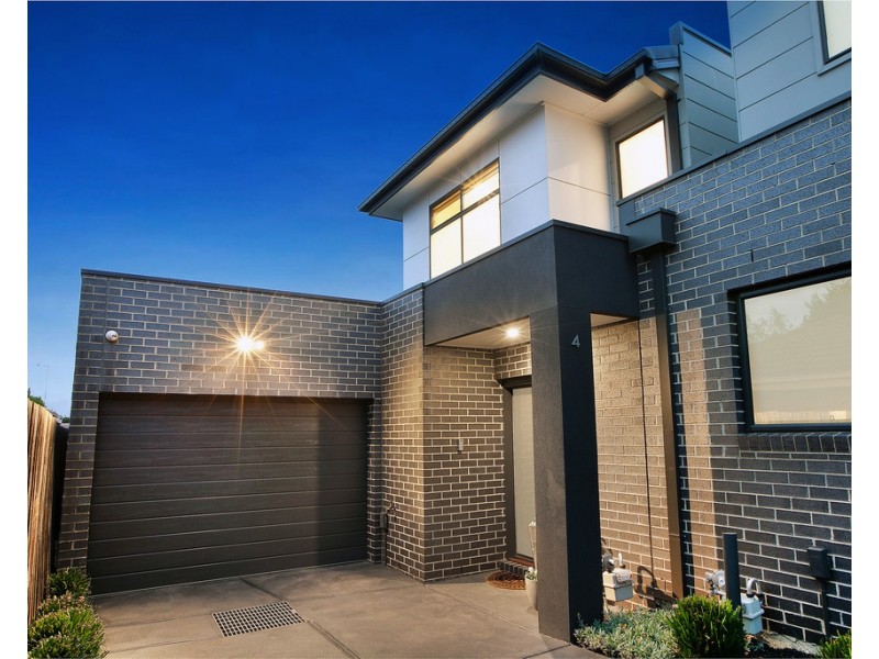 4/9 Cash Street, Kingsbury VIC 3083