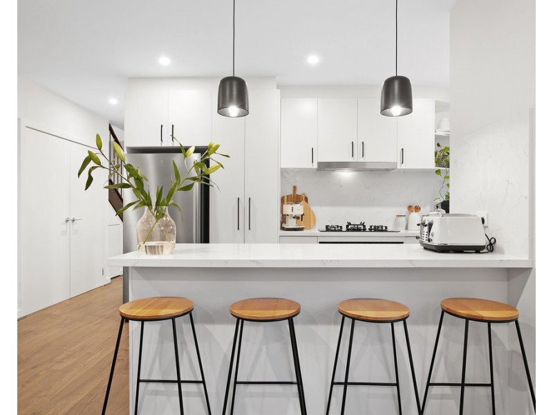 4/9 Cash Street, Kingsbury VIC 3083