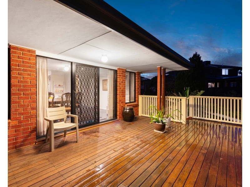 8 Appleberry Place, South Morang VIC 3752