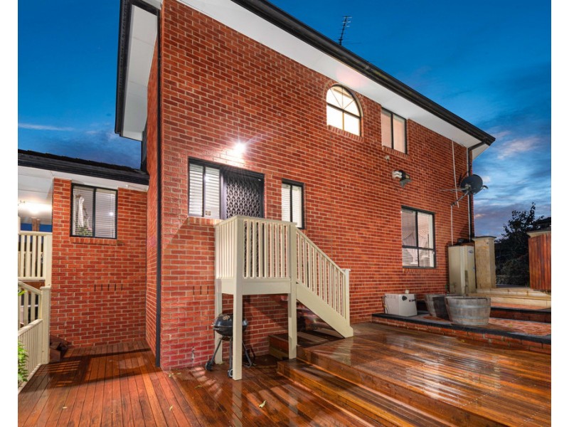 8 Appleberry Place, South Morang VIC 3752