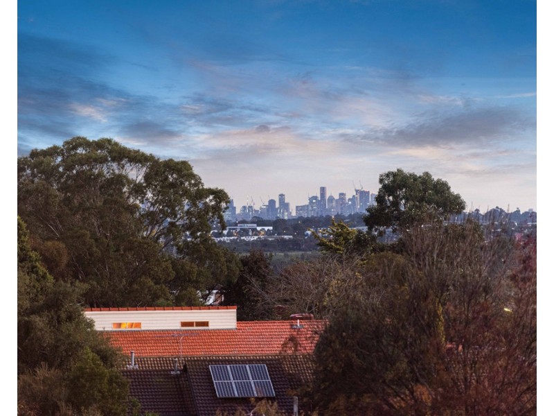 8 Appleberry Place, South Morang VIC 3752