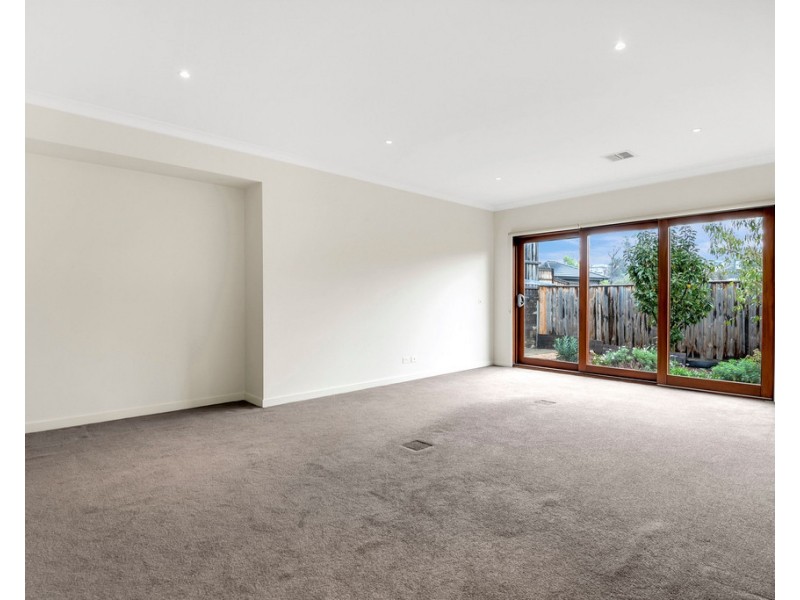 4 Lodge Way, Bundoora VIC 3083