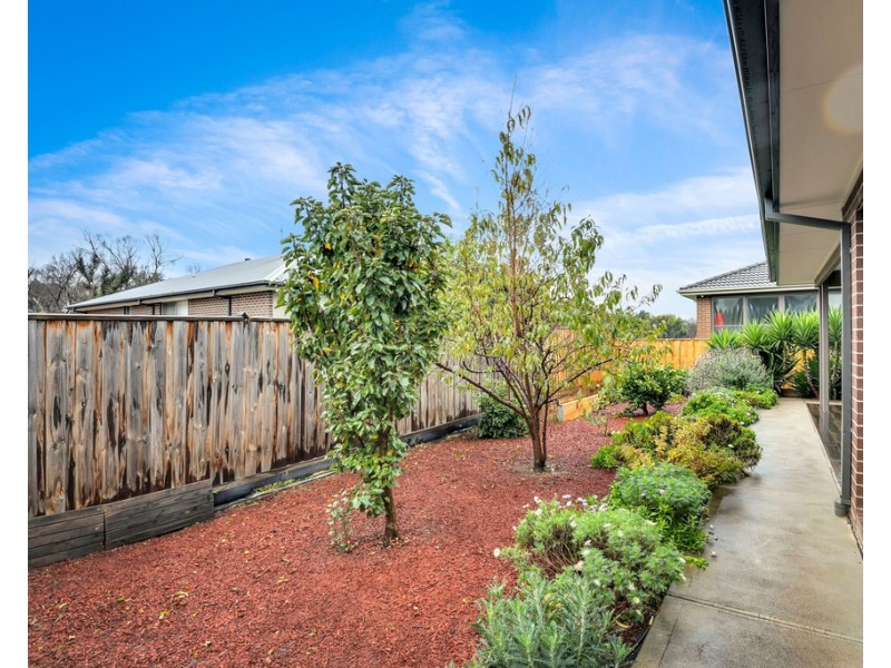 4 Lodge Way, Bundoora VIC 3083