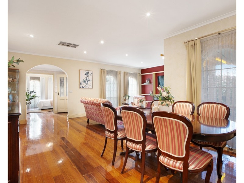 4 Witney Way, Bundoora VIC 3083