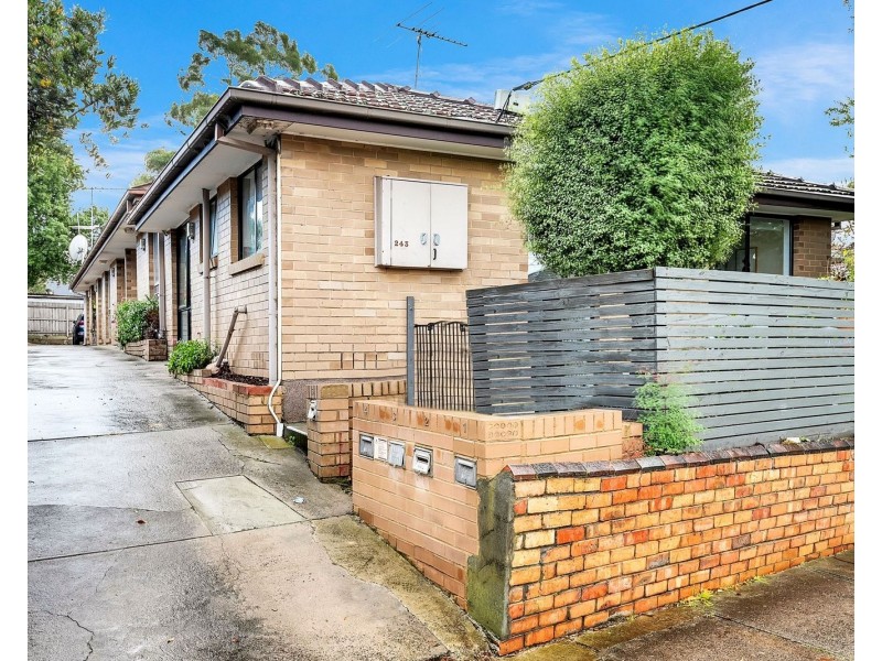 1/243 Blyth Street, Brunswick East VIC 3057