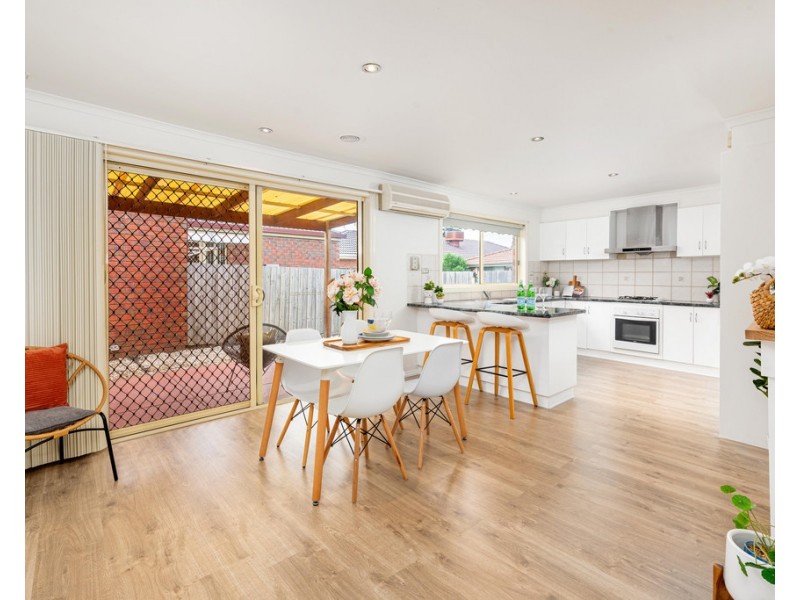 1/24 Jasmine Drive, Mill Park VIC 3082