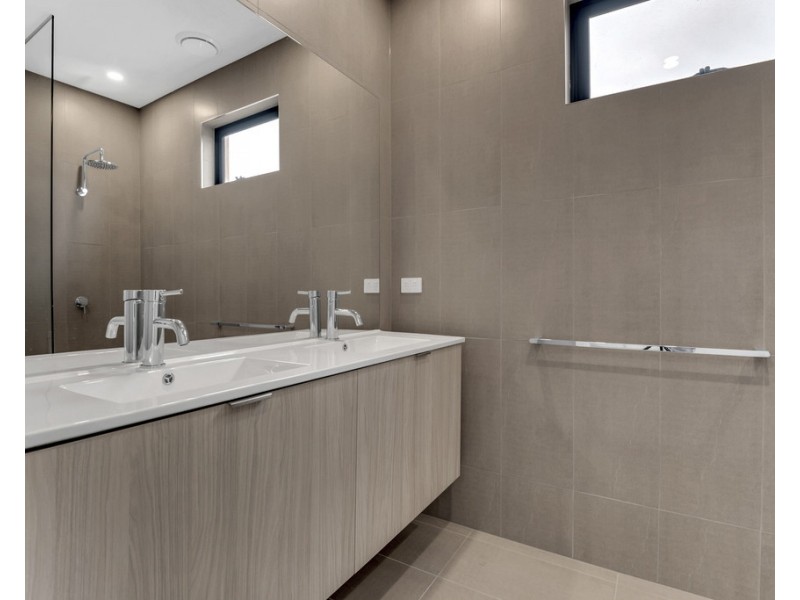 17 Tussock Drive, Thomastown VIC 3074