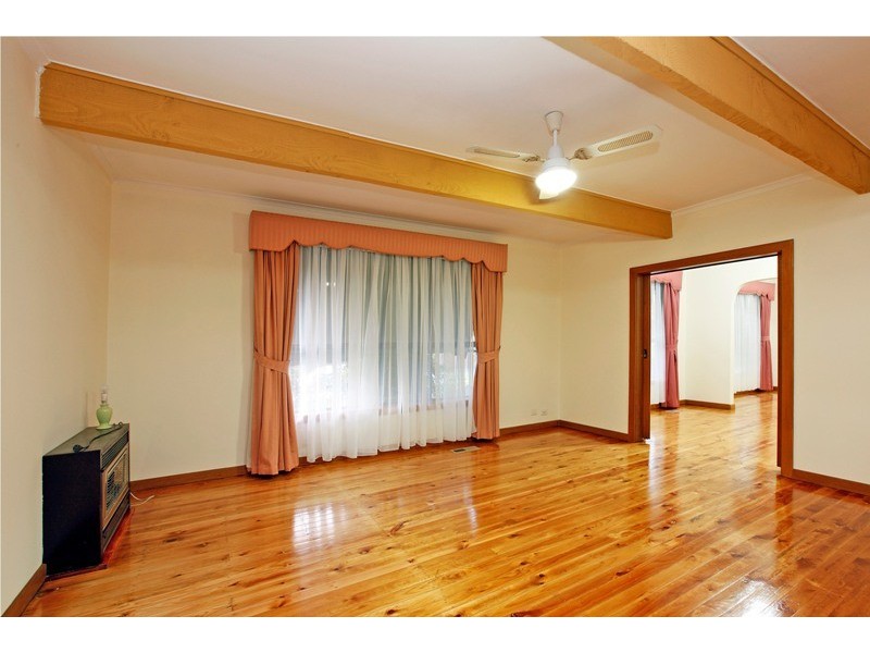 43 Greenhills Road, Bundoora VIC 3083