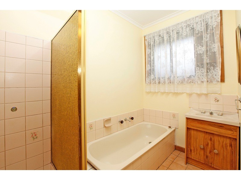 43 Greenhills Road, Bundoora VIC 3083