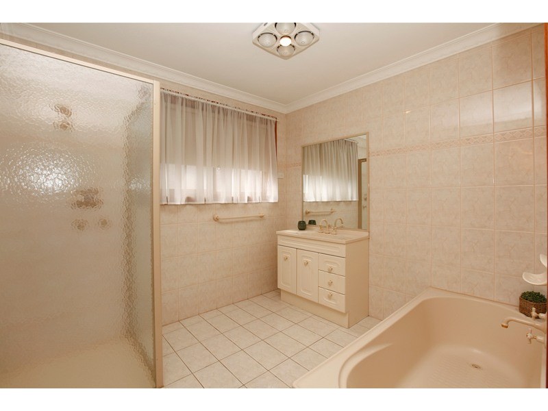 5 Parfrey Avenue, Lalor VIC 3075