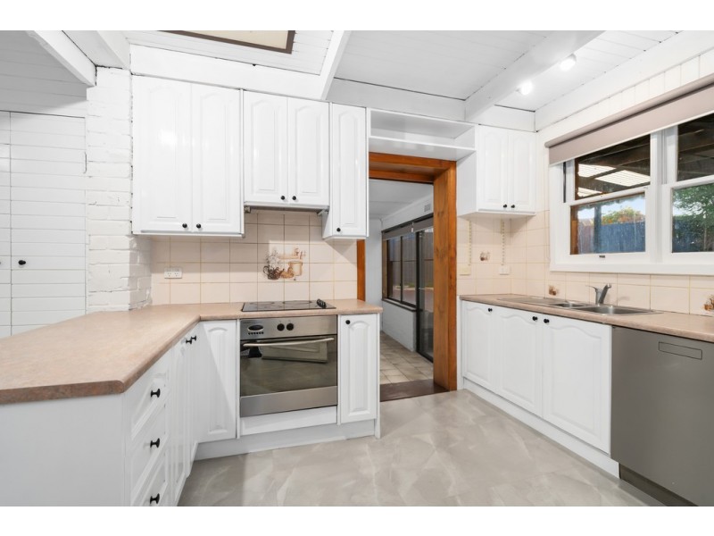 49 Moreton Crescent, Bundoora VIC 3083