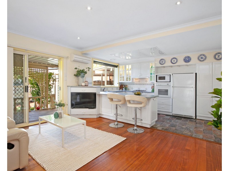 4 Witney Way, Bundoora VIC 3083