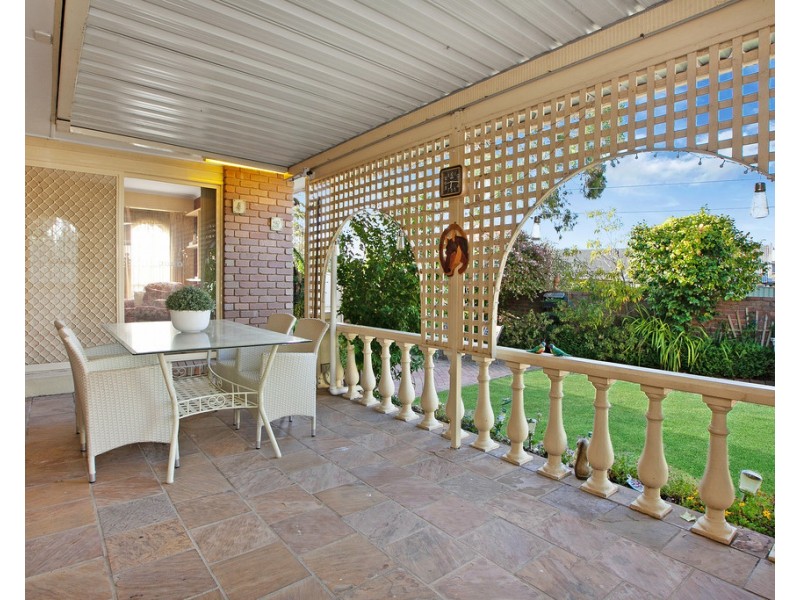 4 Witney Way, Bundoora VIC 3083